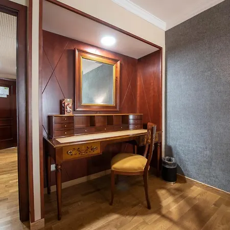 Eurostars Araguaney Hotel 5*