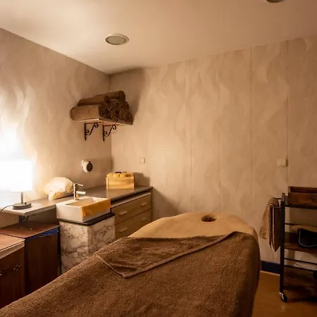 Hotel Eurostars Araguaney 5*